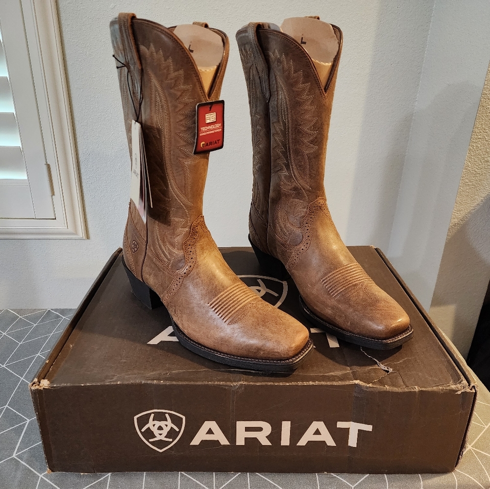 Ariat cowboy boots